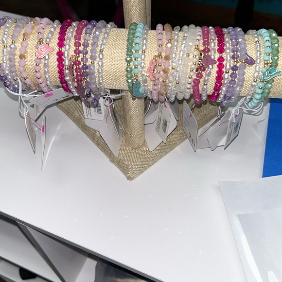 Bundle of 3 western themed bracelets - Picture 2 of 4